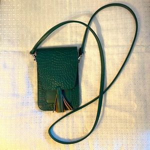 Green leather crossbody bag